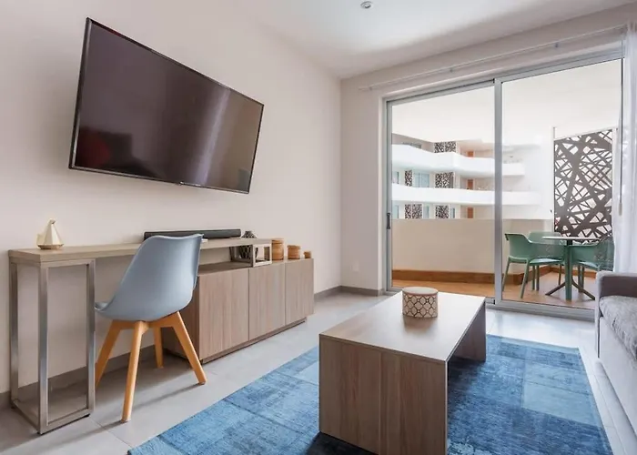 Luxury 2-bed 200mb Wifi Sauna Ac Gym Playa del Carmen