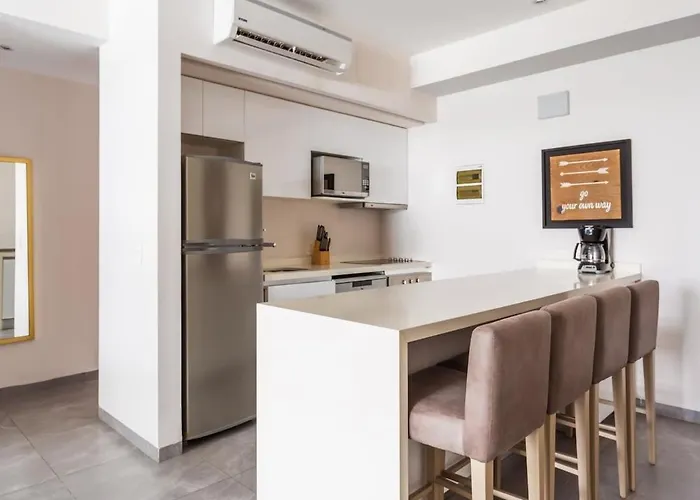 Сasa de vacaciones Luxury 2-bed 200mb Wifi Sauna Ac Gym