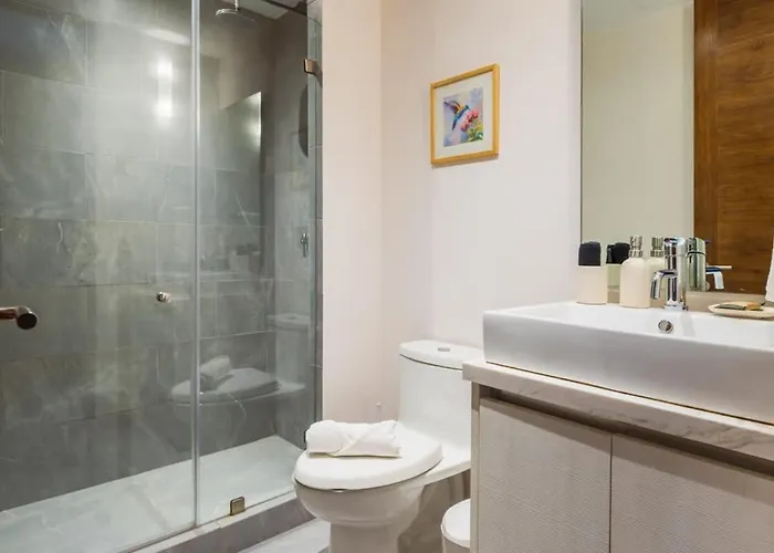 Luxury 2-bed 200mb Wifi Sauna Ac Gym Сasa de vacaciones Playa del Carmen