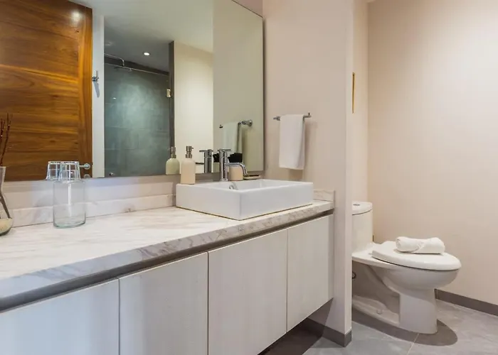 Сasa de vacaciones Luxury 2-bed 200mb Wifi Sauna Ac Gym Playa del Carmen